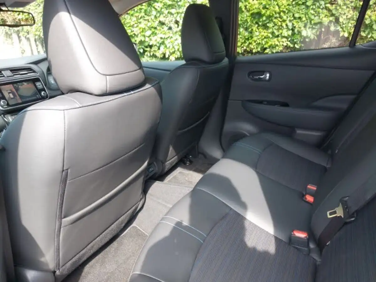 2023-nissan-leaf-e-n-connecta-39kwh-big-5