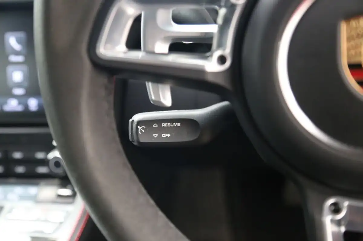 2019-porsche-cayman-718-20-cayman-t-pdk-big-45