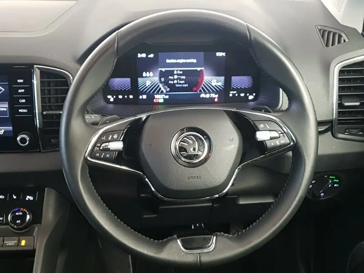 2022-skoda-karoq-15-tsi-se-l-dsg-big-9