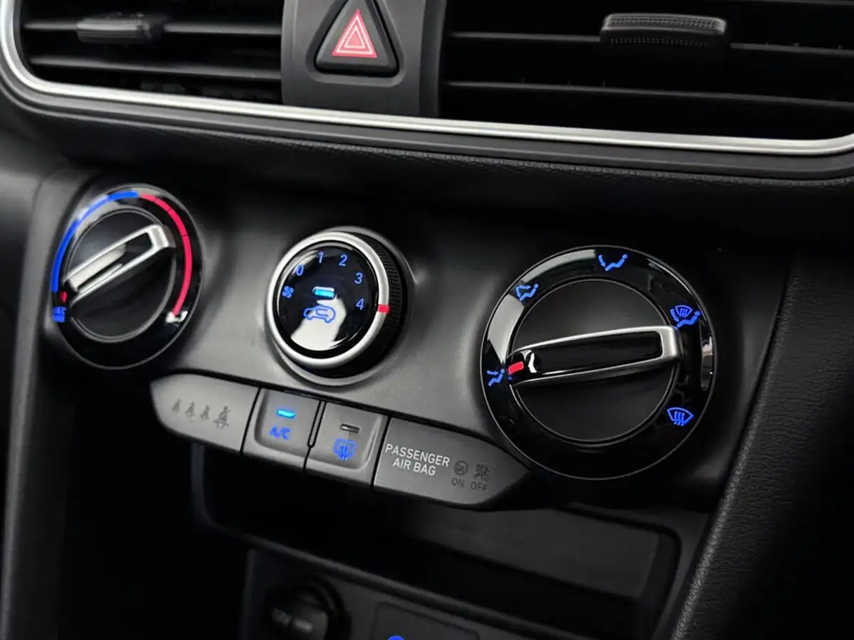 2018-hyundai-kona-10-t-gdi-s-big-35