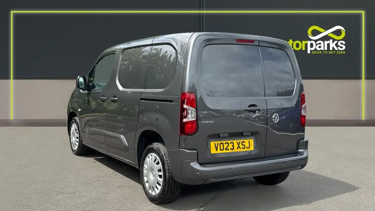 2023-vauxhall-combo-15cdti-pro-2300-100pseu6d-pro-l1h1-big-4