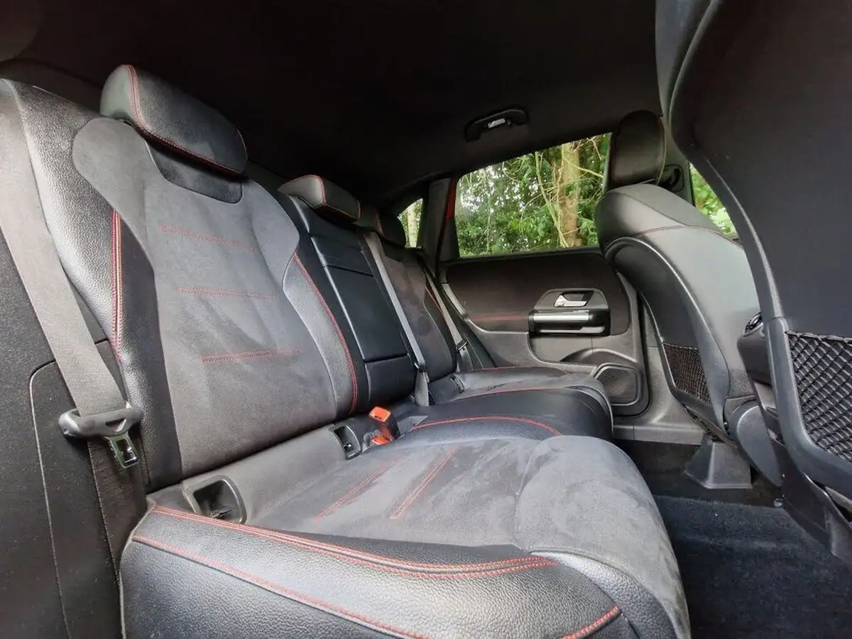 2020-mercedes-benz-b-class-20d-b200d-amg-line-big-41