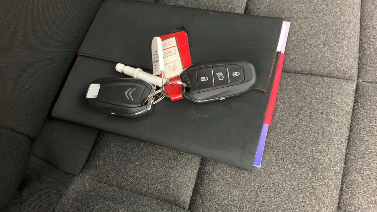 2022-citroen-c5-aircross-16-puretech-shine-big-37