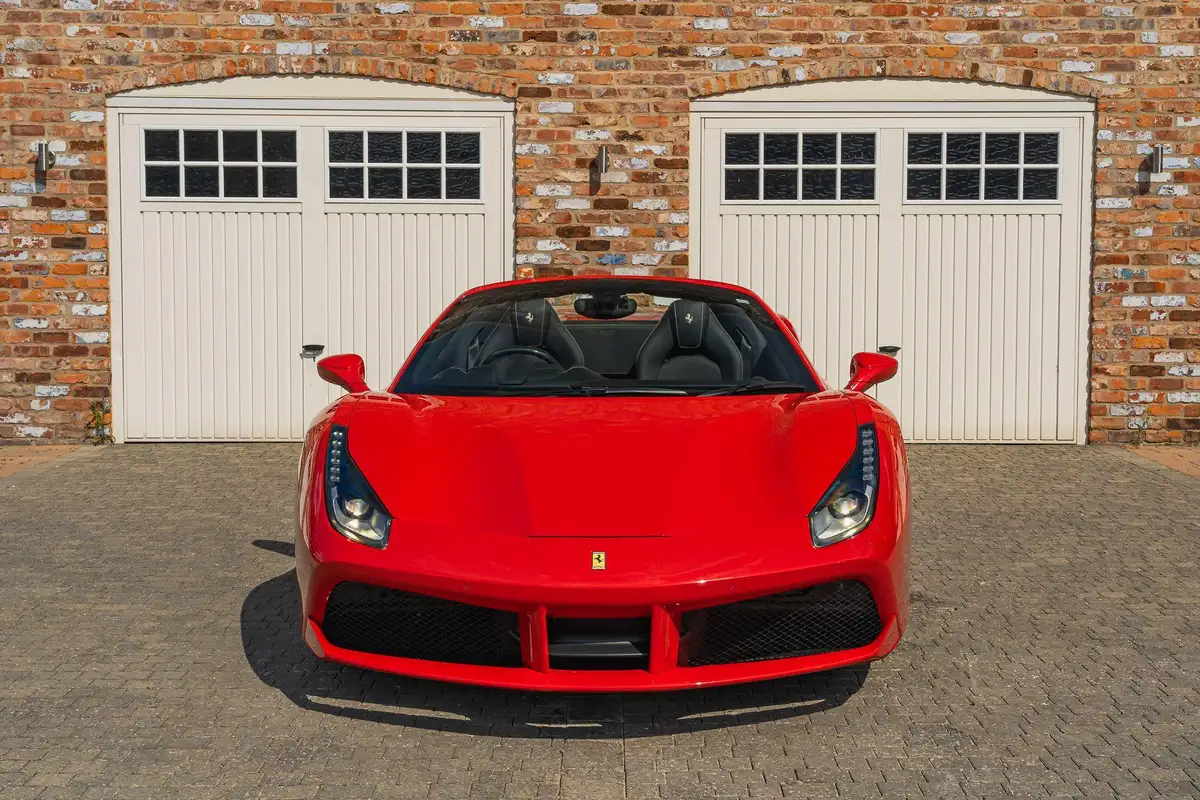 2017-ferrari-488-39-488-spider-big-2