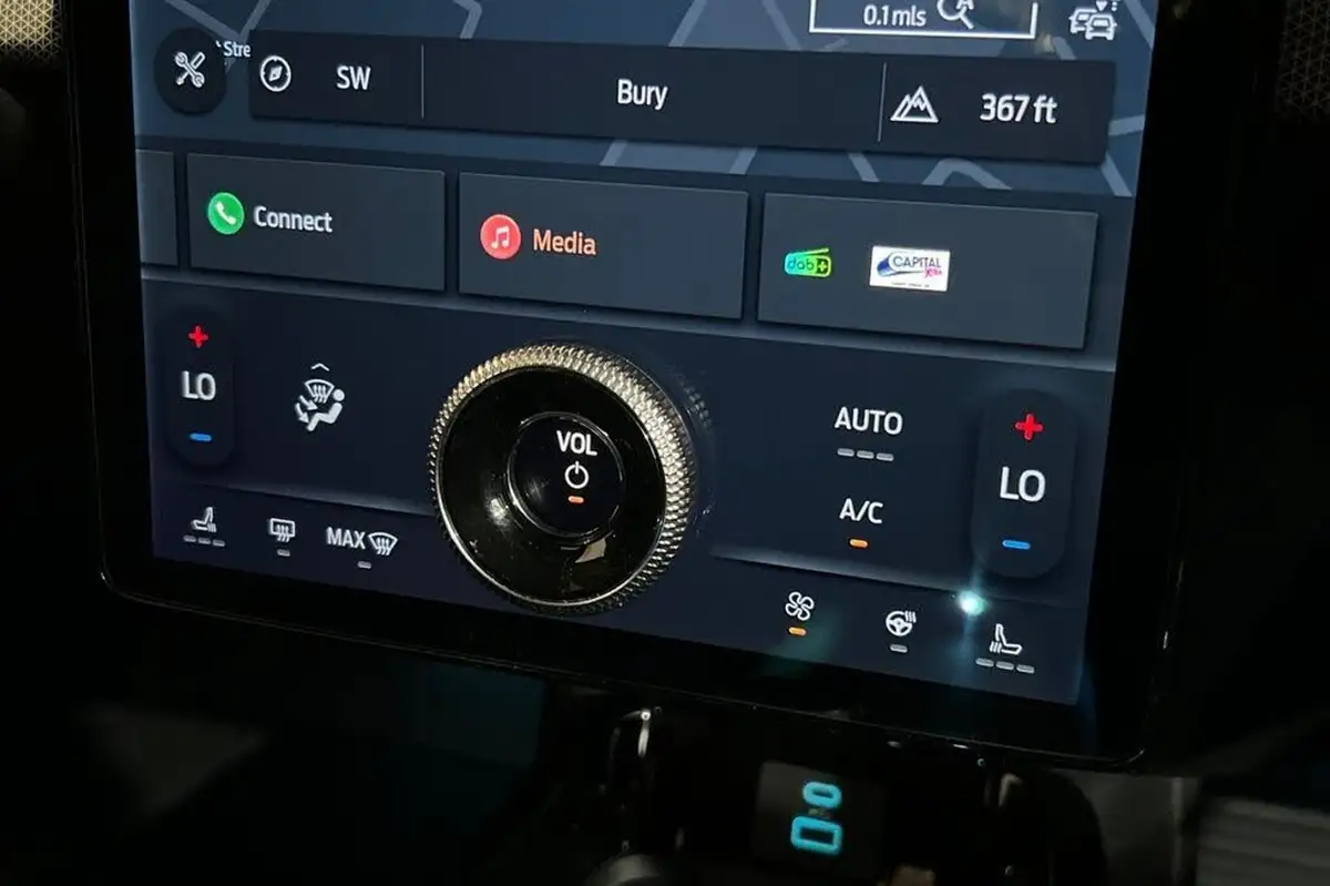 2023-ford-mustang-mach-e-e-gt-91-kwh-big-19