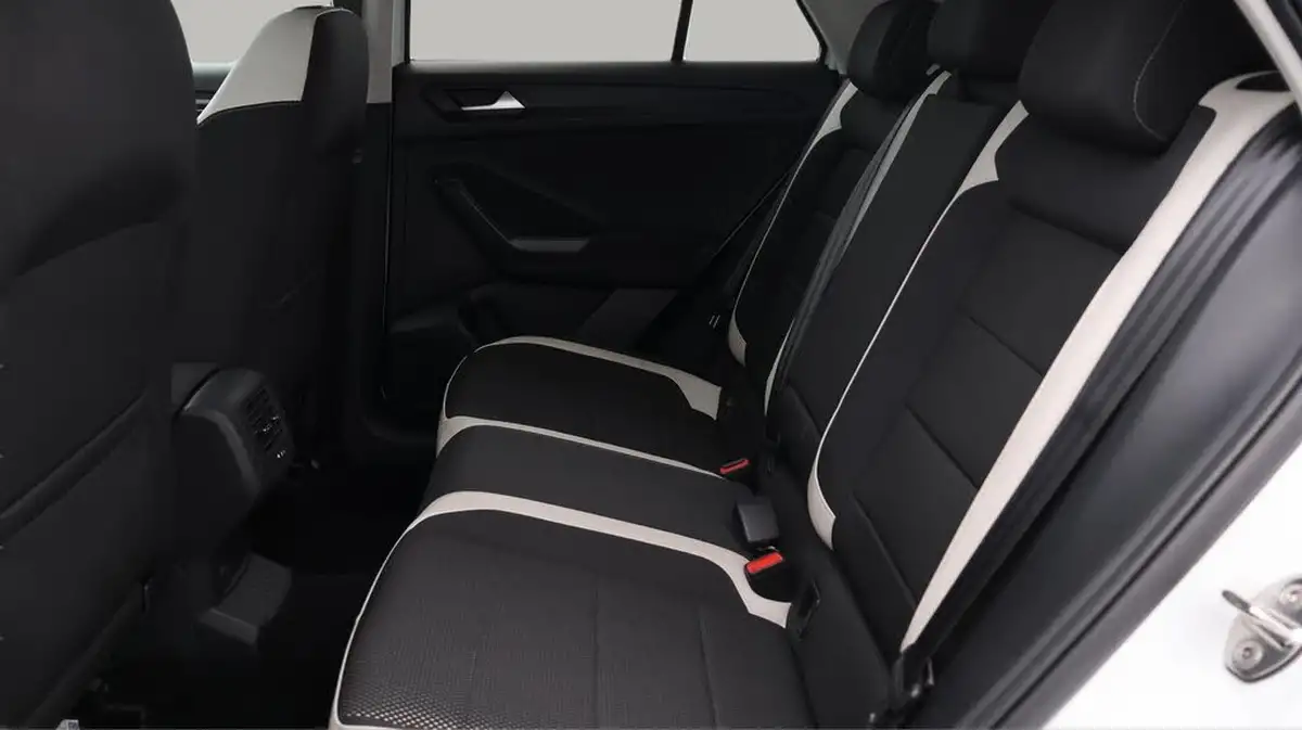 2019-volkswagen-t-roc-15-tsi-sel-dsg-big-16