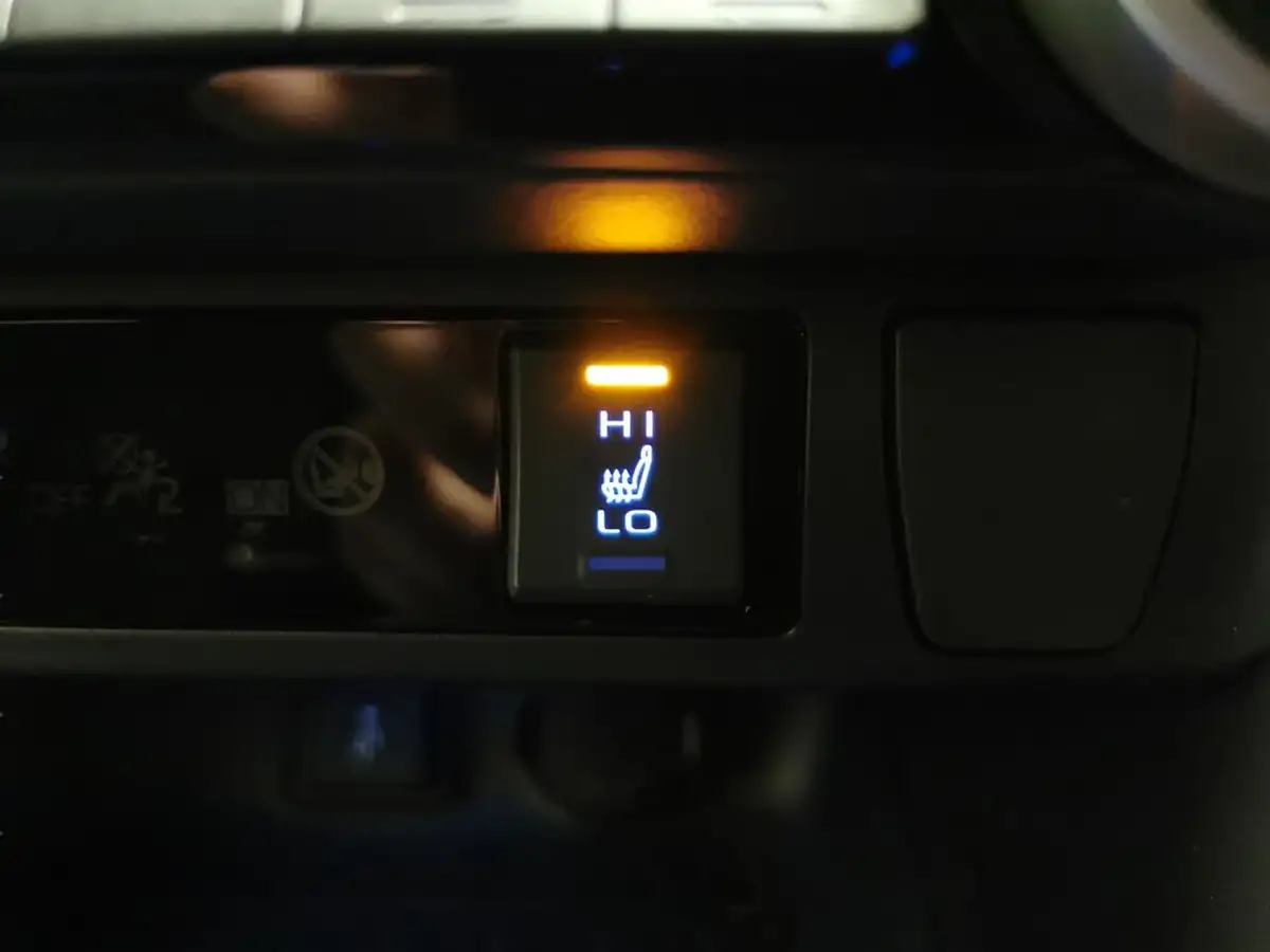 2021-toyota-rav4-25-vvt-i-black-edition-215bhp-big-22