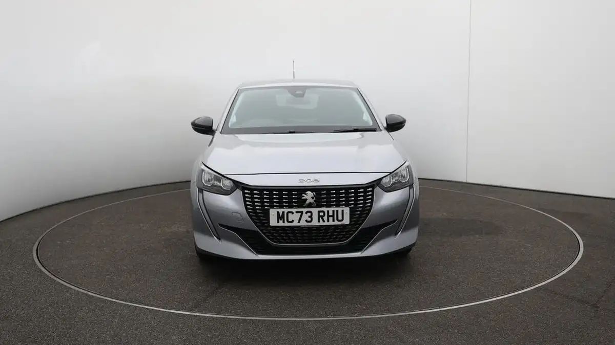 2023-peugeot-208-12-puretech-allure-premium-100ps-big-39
