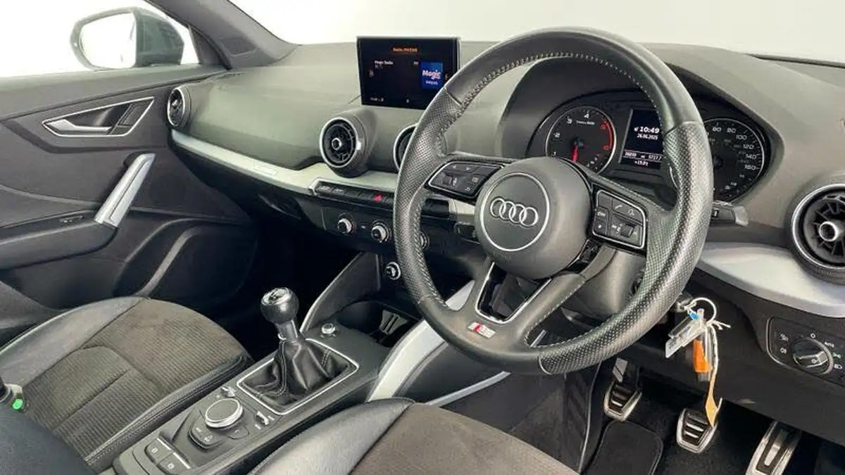 2019-audi-q2-16-30-tdi-s-line-big-5