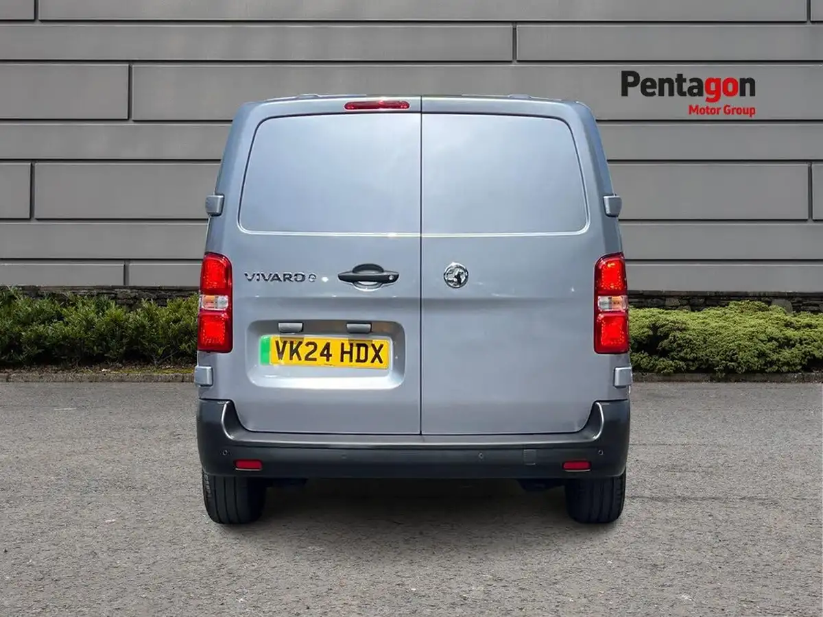 2023-vauxhall-vivaro-e-3100-75kwh-l1h1-prime-panel-van-big-15