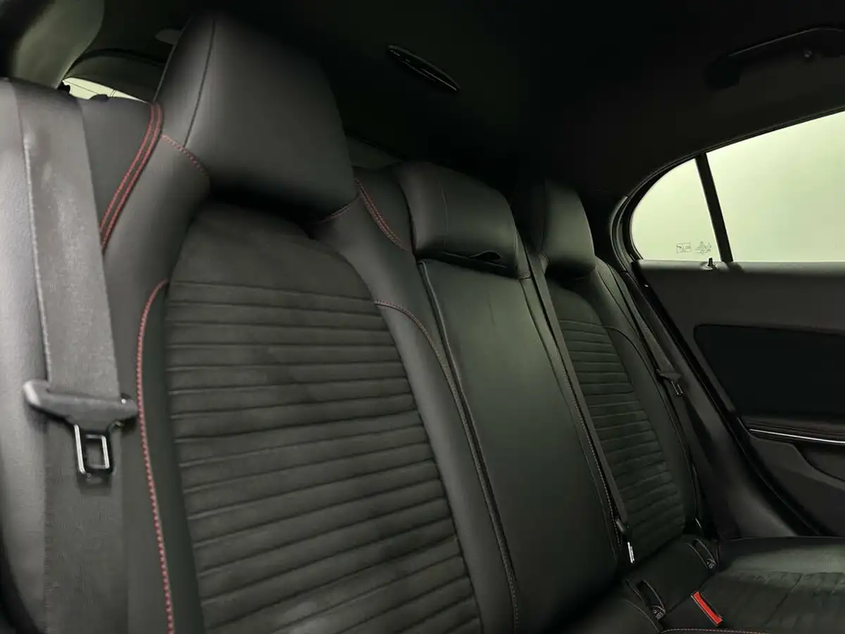 2019-mercedes-benz-gla-class-16-gla-200-amg-line-edition-7g-dct-big-37