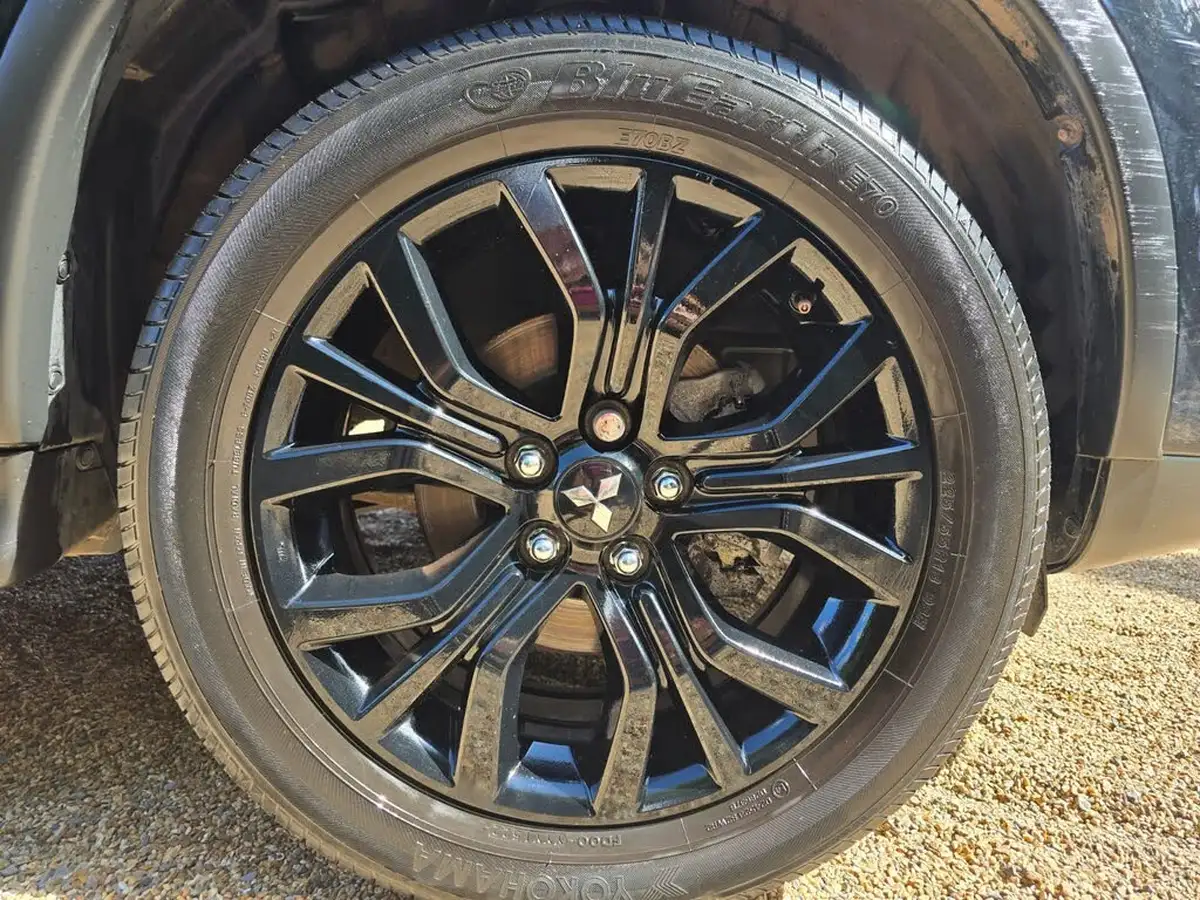 2019-mitsubishi-asx-16-black-big-42
