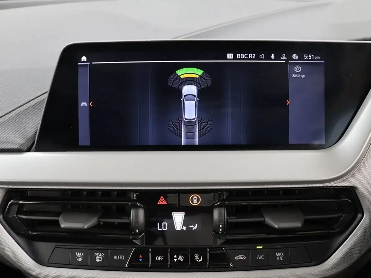 2022-bmw-1-series-15td-116d-se-dct-big-15