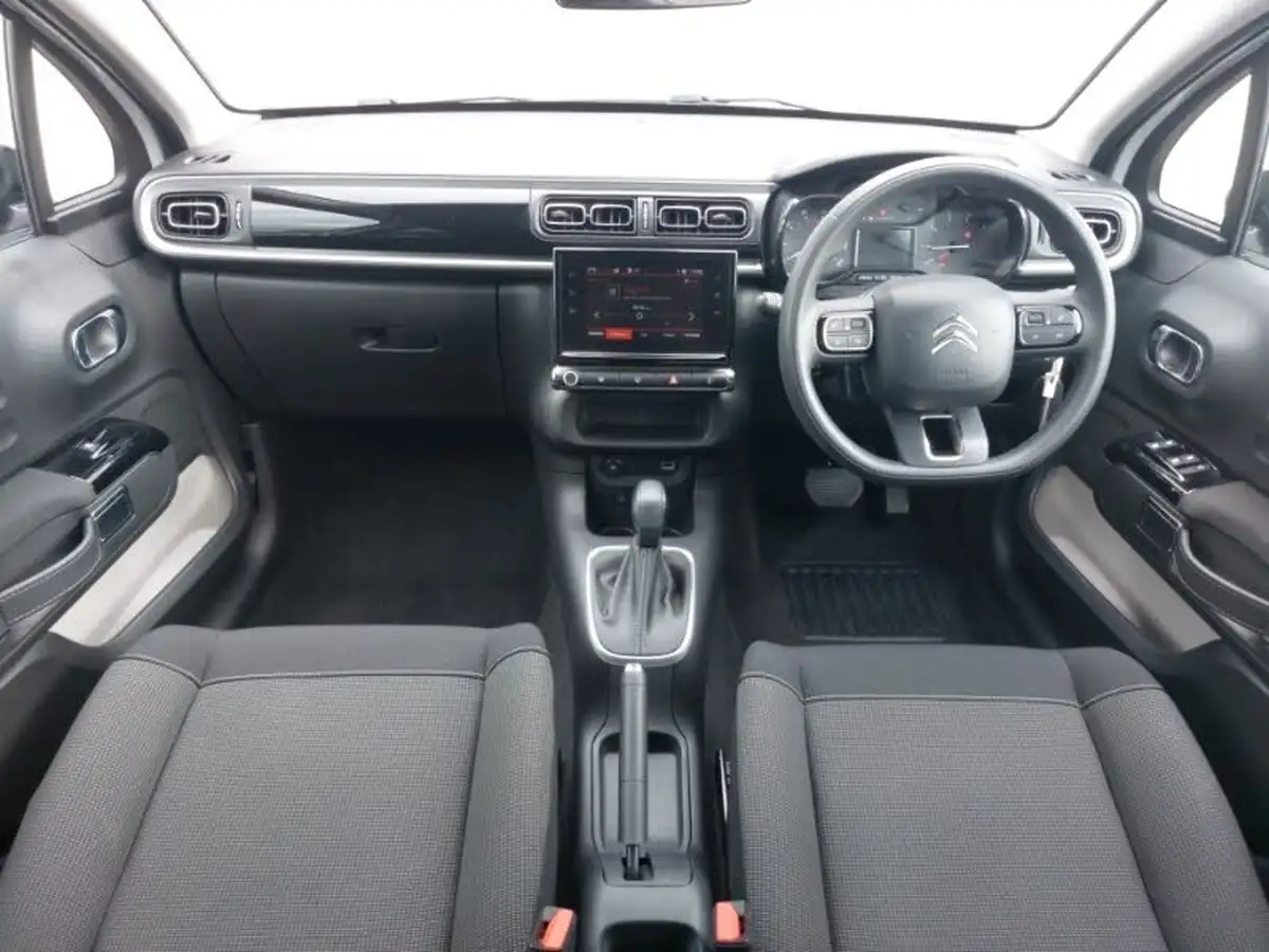 2024-citroen-c3-12-puretech-plus-110ps-eat6-big-2