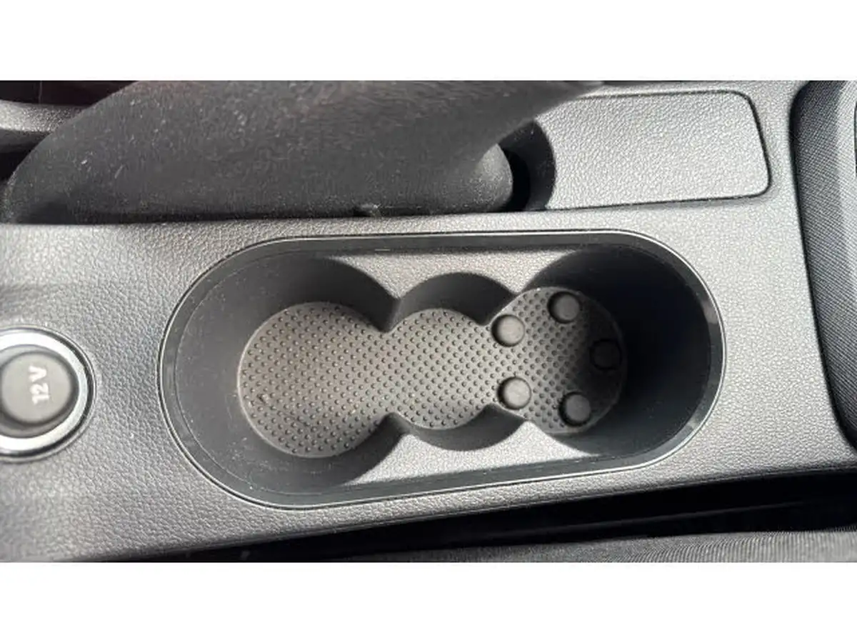 2021-skoda-kamiq-10-tsi-se-109ps-big-49