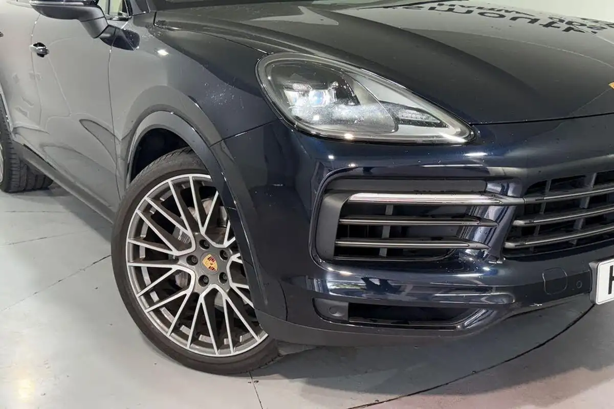 2023-porsche-cayenne-30-v6-platinum-edition-coupe-big-5