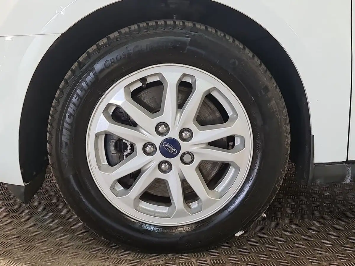 2019-ford-transit-connect-15-ecoblue-l2-240-limited-big-6