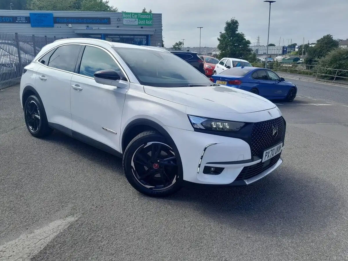 2020-ds-ds-7-crossback-15-bluehdi-performance-line-big-1