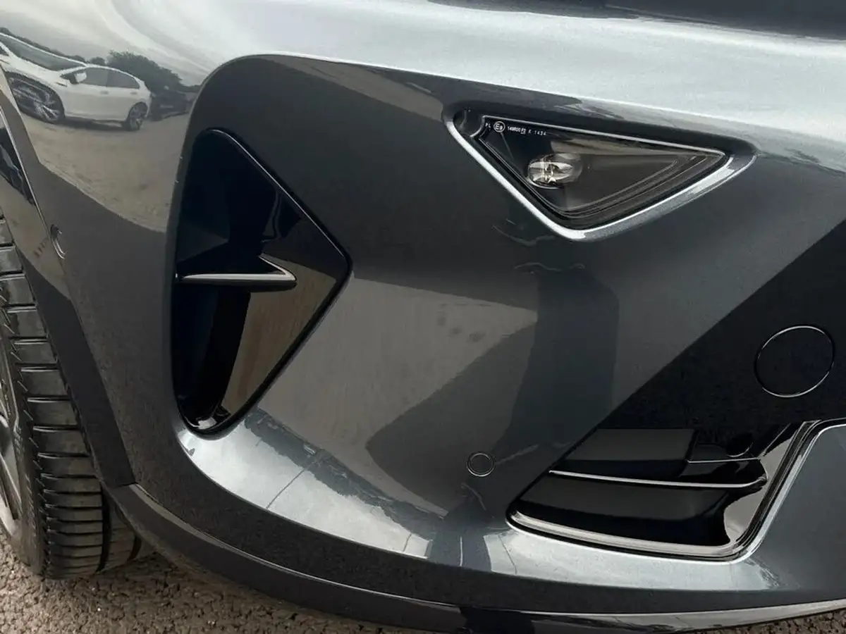 2024-cupra-formentor-15-e-hybrid-v3-big-30