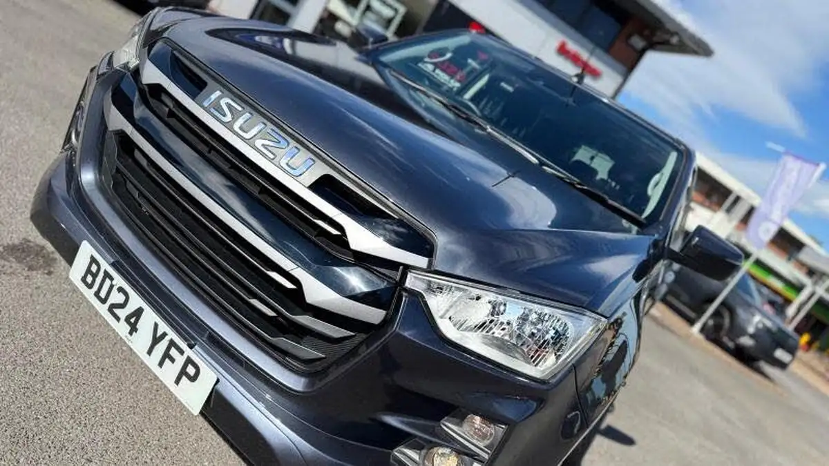 2024-isuzu-d-max-19td-dl20-double-auto-big-16