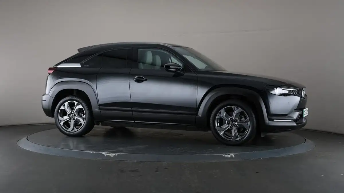 2021-mazda-mx-30-e-sport-lux-big-56
