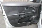 2016-kia-venga-16-3-isg-small-20