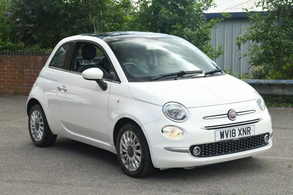 2018-fiat-500-12-lounge-big-2