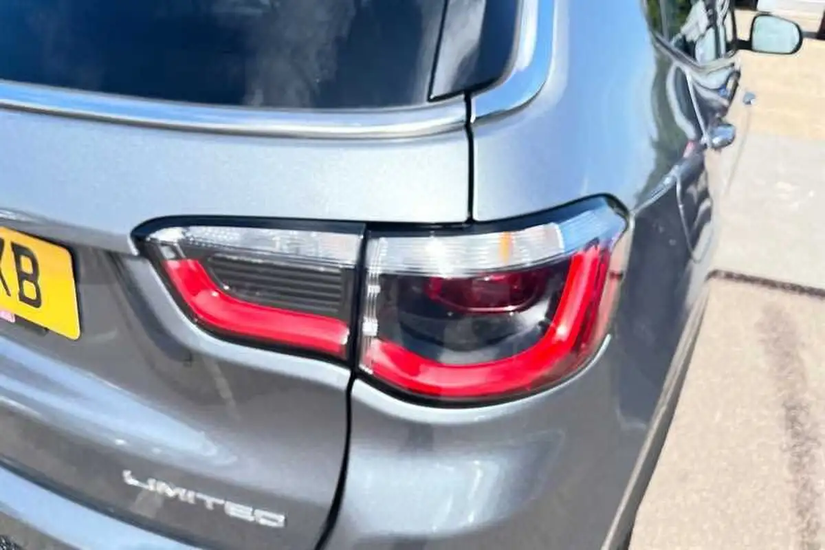 2021-jeep-compass-14-multiair-ii-limited-138bhp-big-31