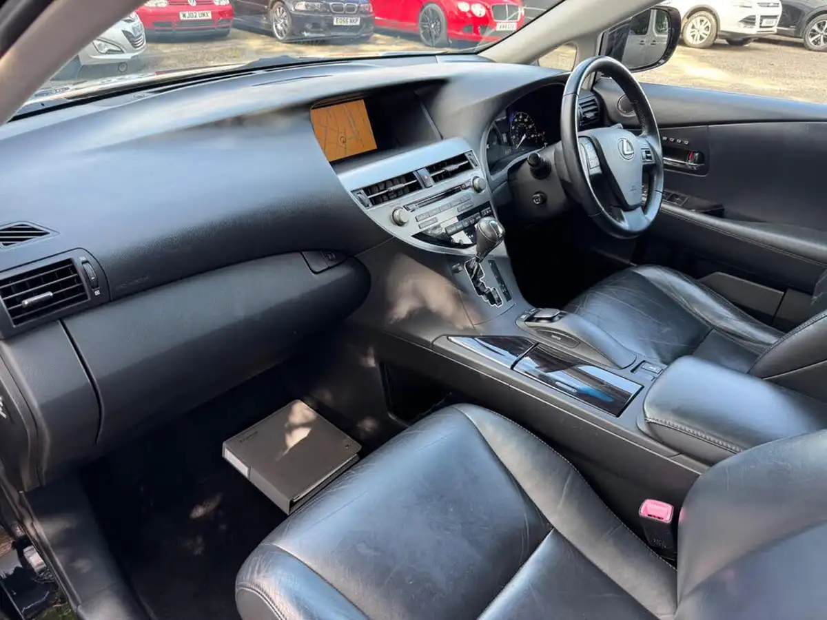 2010-lexus-rx-450h-35-se-i-4x4-big-38