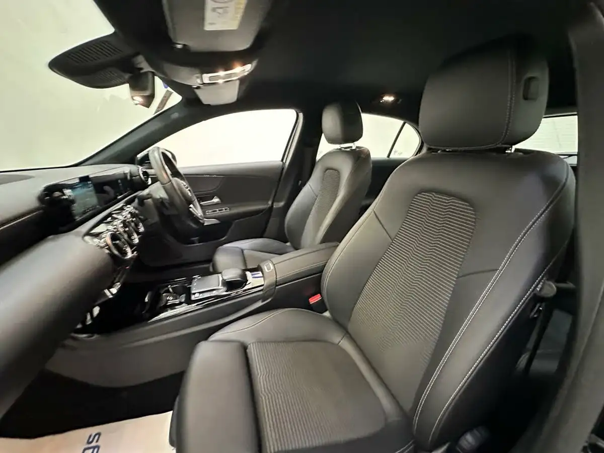 2019-mercedes-benz-a-class-20d-a200d-sport-hatchback-5d-big-25