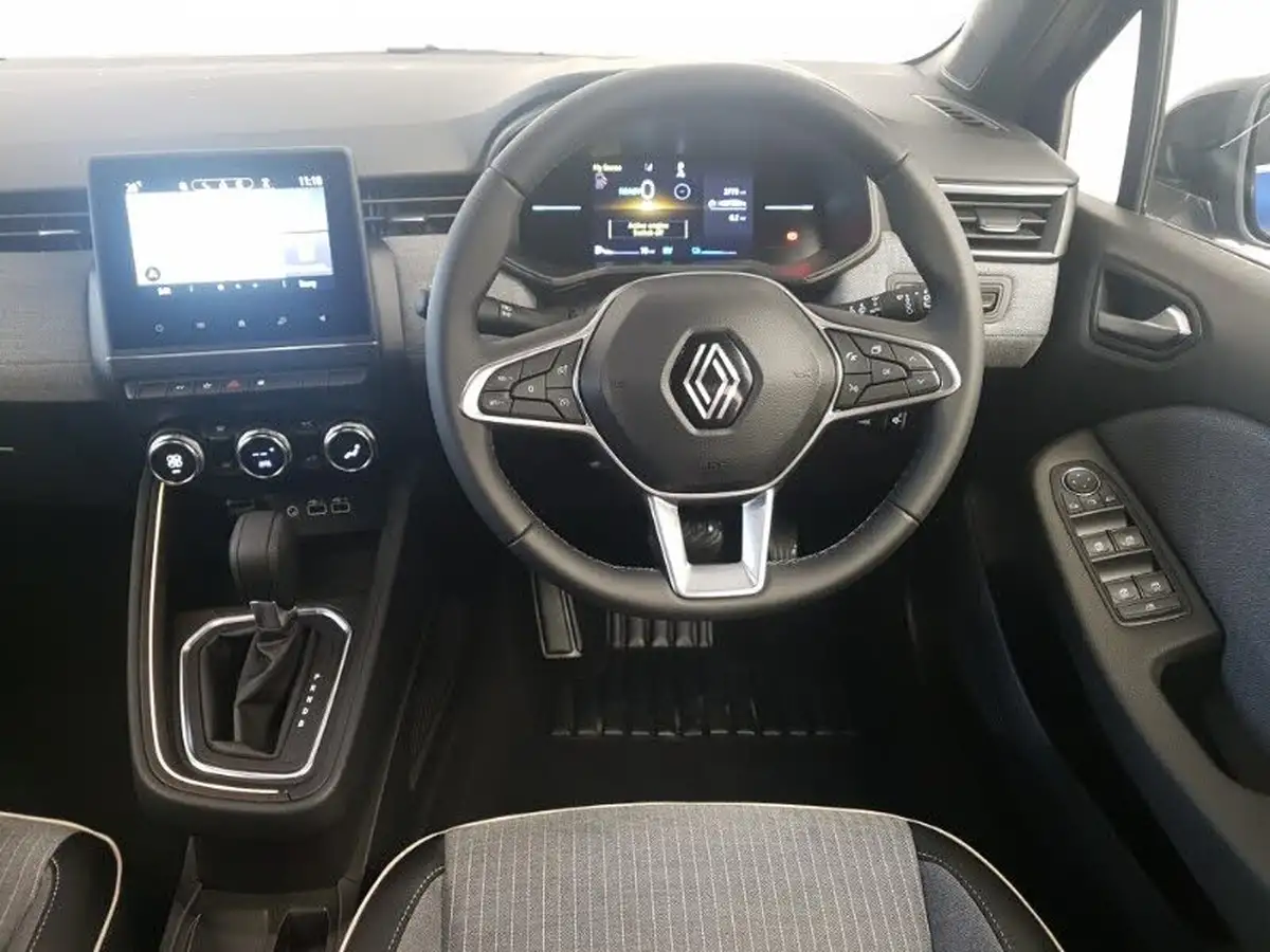 2024-renault-clio-16-techno-big-6