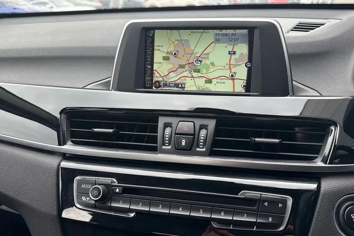 2017-bmw-x1-20-xdrive20i-xline-big-44
