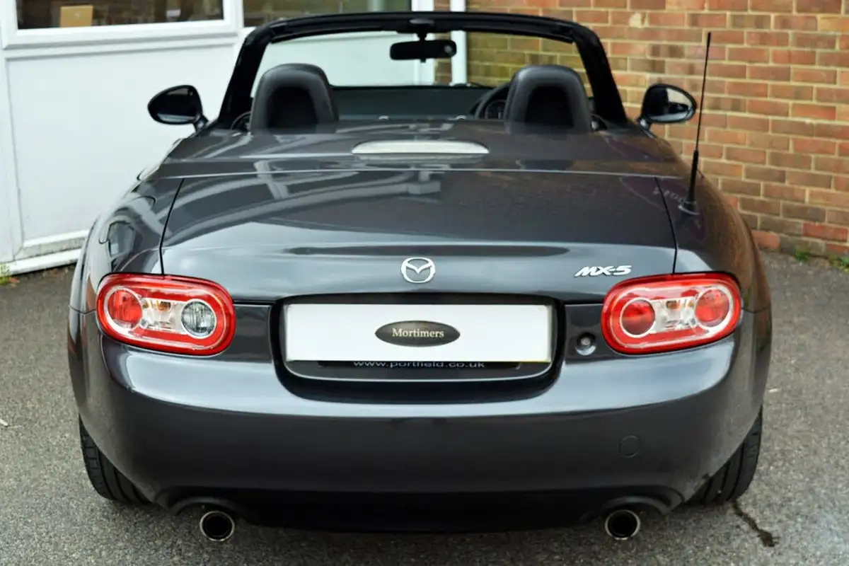2014-mazda-mx-5-18-roadster-se-big-10