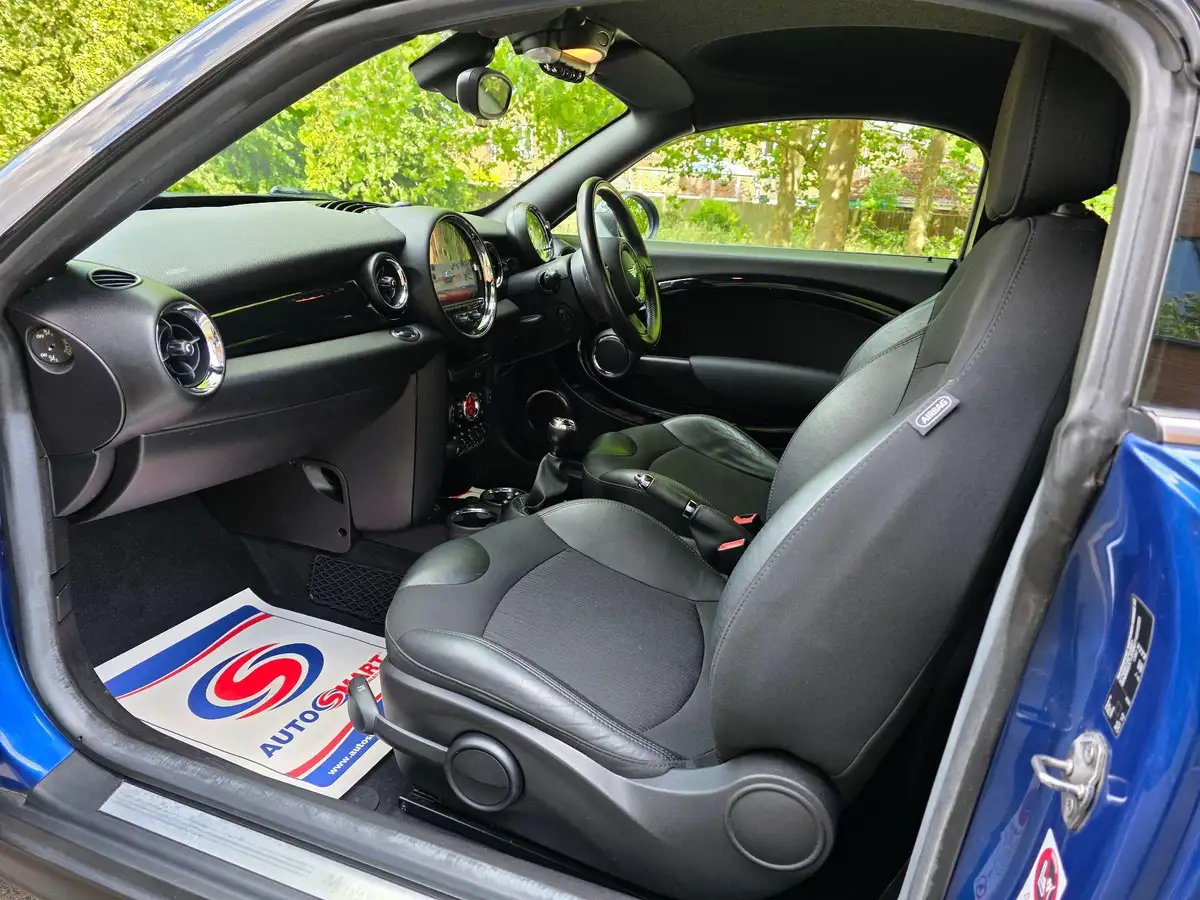 2013-mini-coupe-16-cooper-big-8