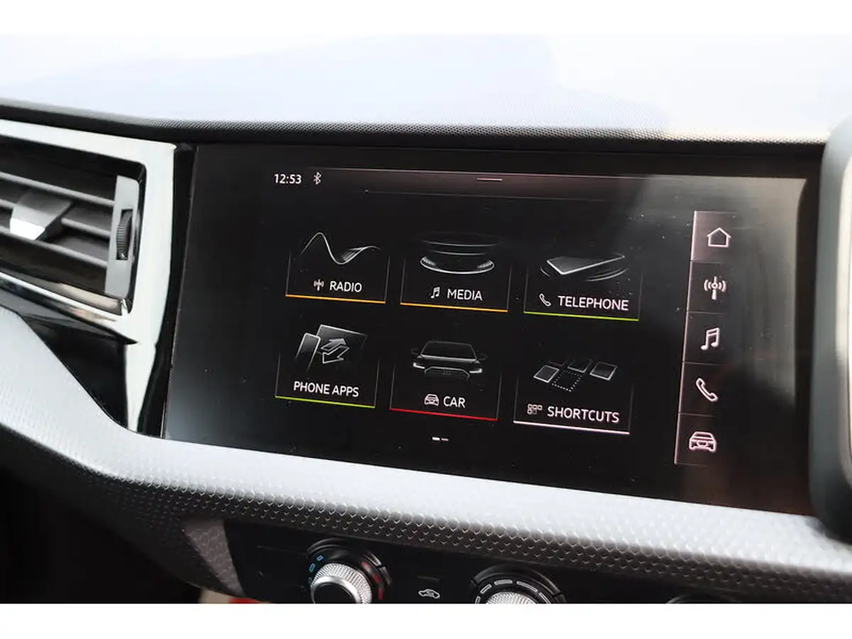 2019-audi-a1-15-35-tfsi-sport-ss-big-38