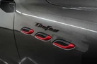 2021-maserati-levante-38-trofeo-small-7