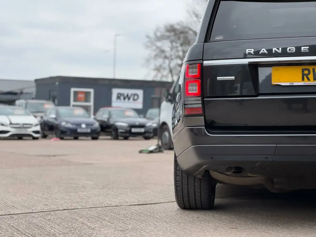 2014-land-rover-range-rover-44-sdv8-autobiography-44sd-v8-339bhp-ss-station-wagon-big-18
