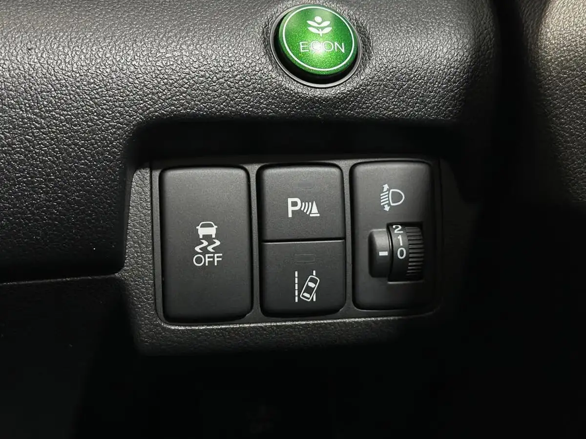 2016-honda-cr-v-16-i-dtec-se-honda-connect-with-navi-dasp-120ps-big-16