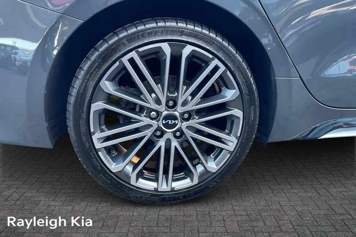 2024-kia-pro-ceed-15-t-gdi-gt-line-s-138bhp-big-5