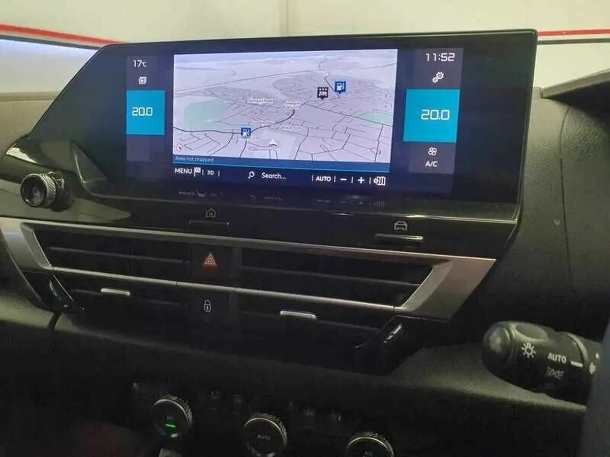 2021-citroen-c4-12-puretech-sense-plus-big-15