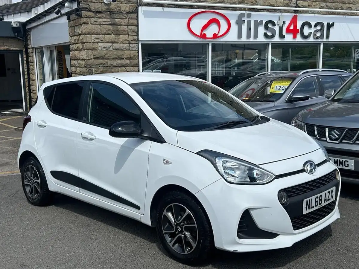 2018-hyundai-i10-10-go-se-67ps-big-0