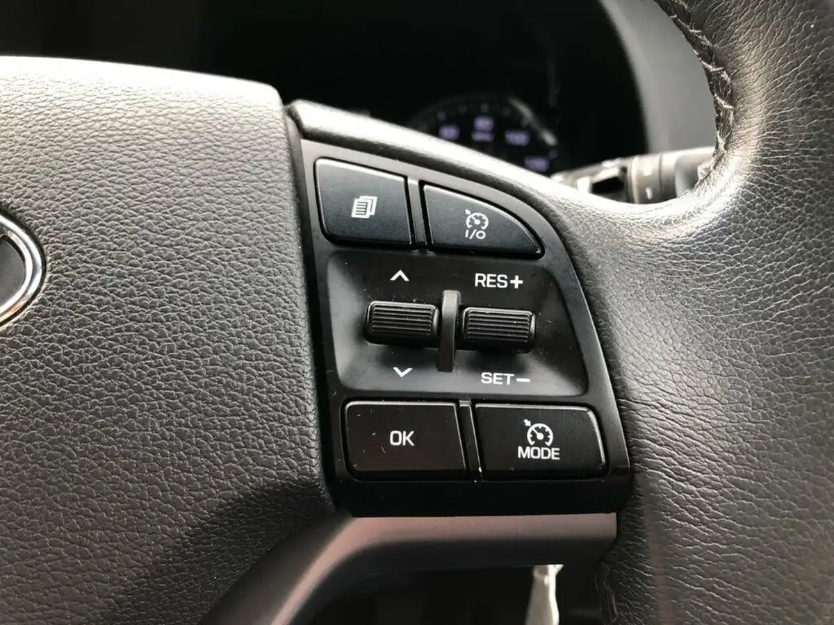 2015-hyundai-tucson-20crdi-premium-136ps-big-40