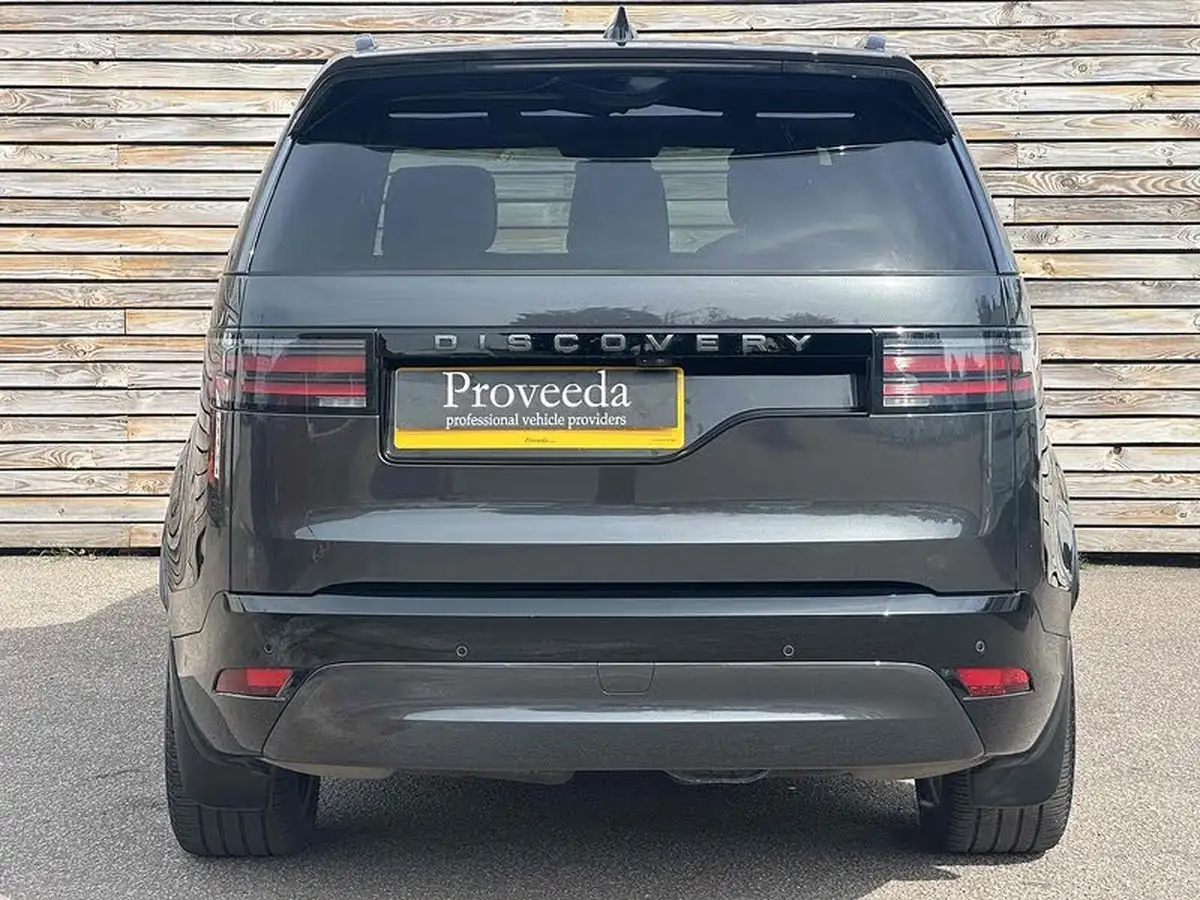 2023-land-rover-discovery-30-d300-dynamic-hse-big-26