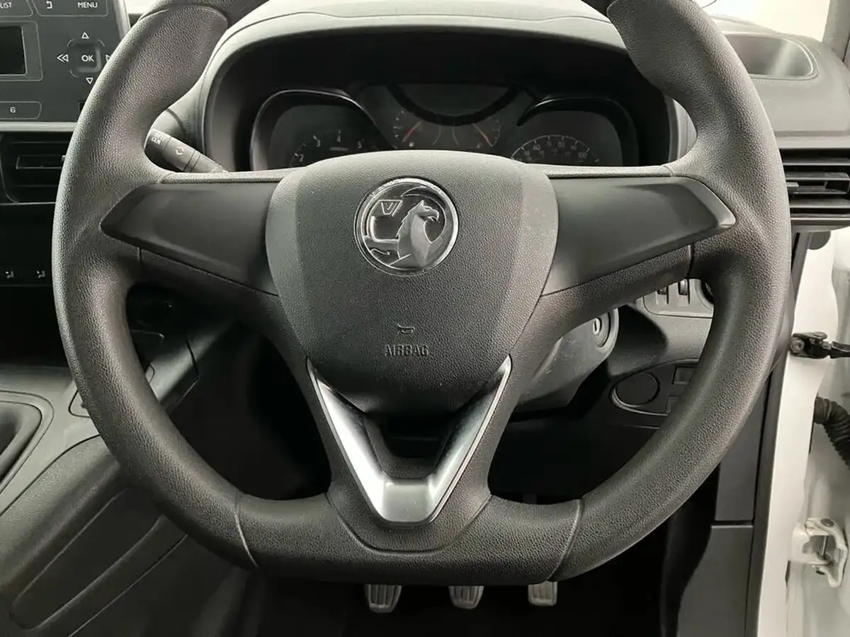2021-vauxhall-combo-15cdti-edition-2300-100pseu6dt-l2h1-panel-big-18