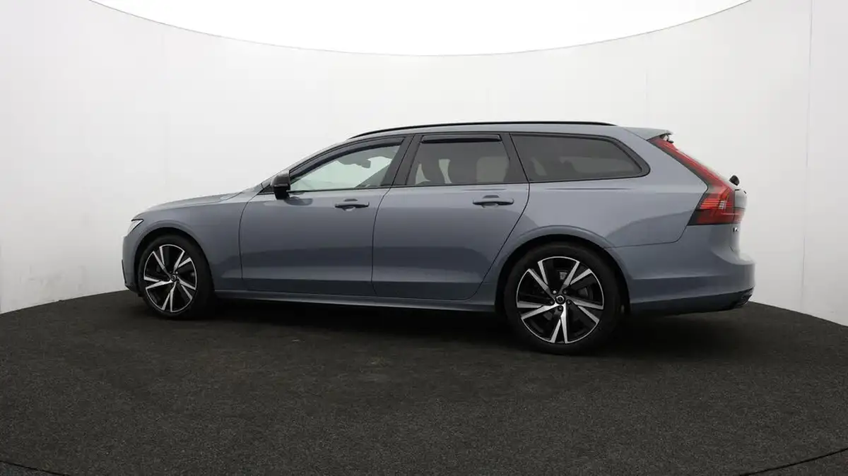 2022-volvo-v90-20td-b4-r-design-big-75