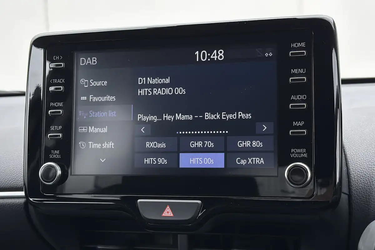 2023-mazda-mazda2-15-select-big-20