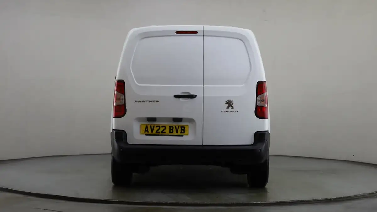 2022-peugeot-partner-15-bluehdi-1000-professional-premium-100pseu6d-big-12