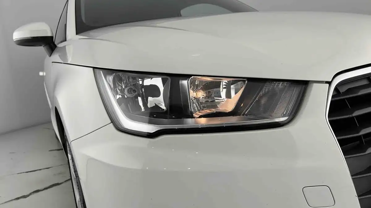 2016-audi-a1-10-tfsi-sport-hatchback-3d-big-23
