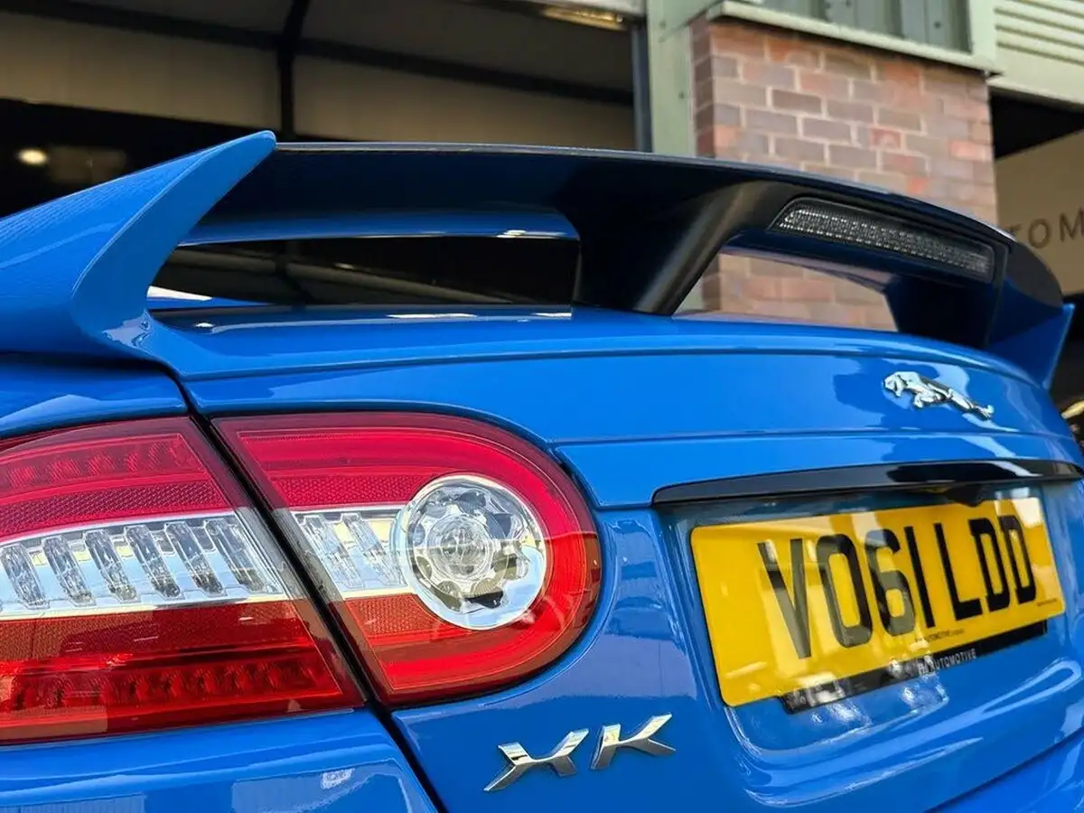 2011-jaguar-xkr-s-50-v8-542bhp-coupe-auto-big-50