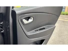2019-renault-captur-09-tce-iconic-small-23